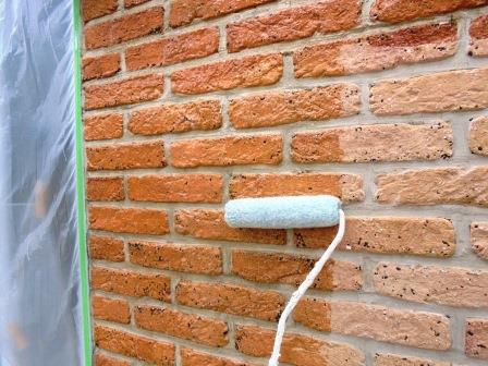 天白区　エレガンス住宅　クリヤー外壁塗装　施工例　外壁下塗り　イメージ